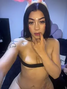 mia_dollce_ live cam on Stripchat