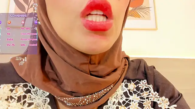 hanajameela live cam on Stripchat