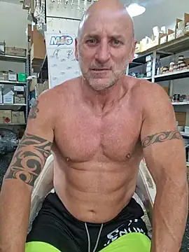 Senor_martin live sex cam