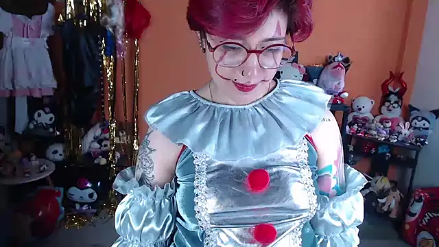 MissMiia2 live now