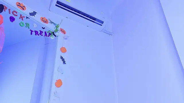 GingerMoon_ live cam on Stripchat