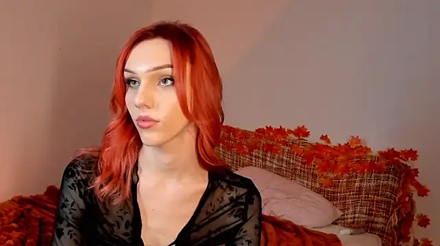 Kirana_Hayes live cam on Stripchat