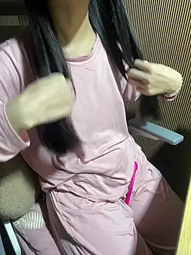 Mina048