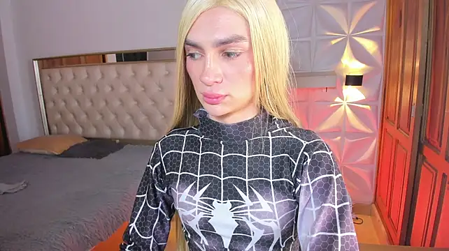kitty__bunny webcam