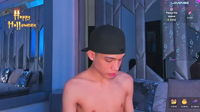 Sebax_Young live cam on Stripchat