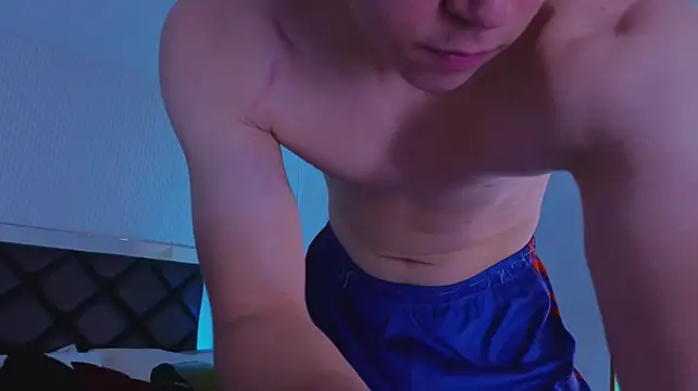 taylor_morgann (M twink) - harck cock