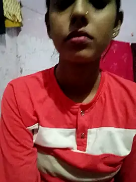 Saya-Tyagi live cam on Stripchat