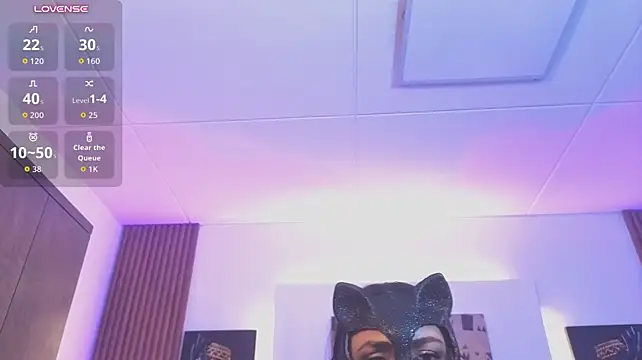 alaia77