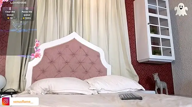 Venus_flame1 live now