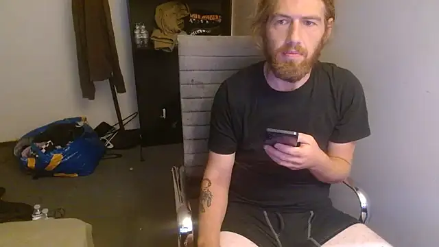 Explosive_andyy live cam on Stripchat