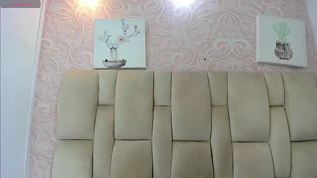 Sara_saaennz님의 방송 화면