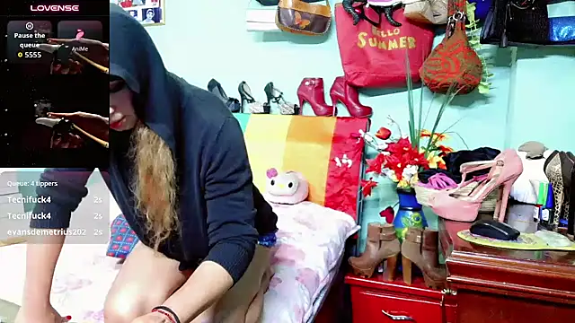 Xiaraa26님의 방송 화면