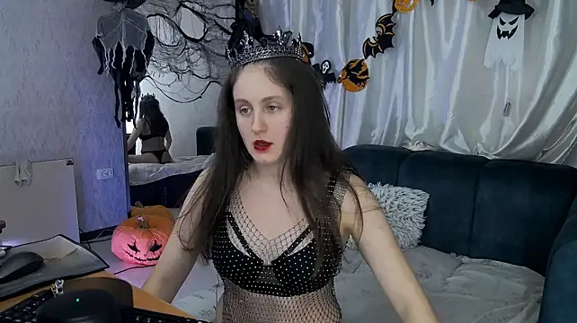 Holliy_Cooper的直播畫面