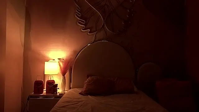 Jolie_rousse的直播画面