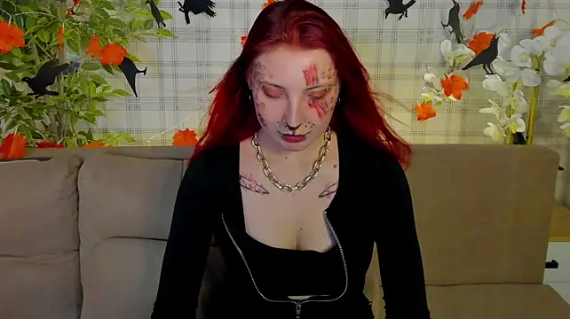 Lilit_Fire live cam on Stripchat
