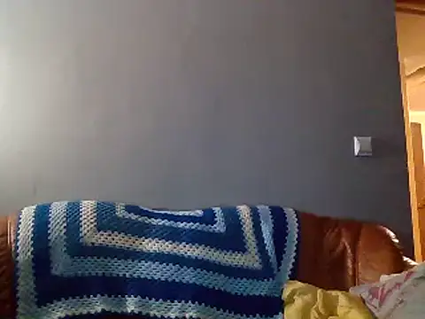 neopucen live cam on Stripchat