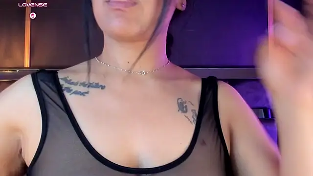 Aniajoness_