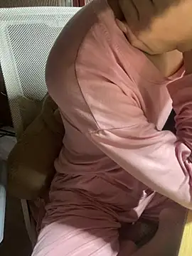 Mina048的直播畫面