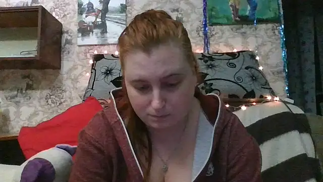Alicia_love00 live cam on Stripchat