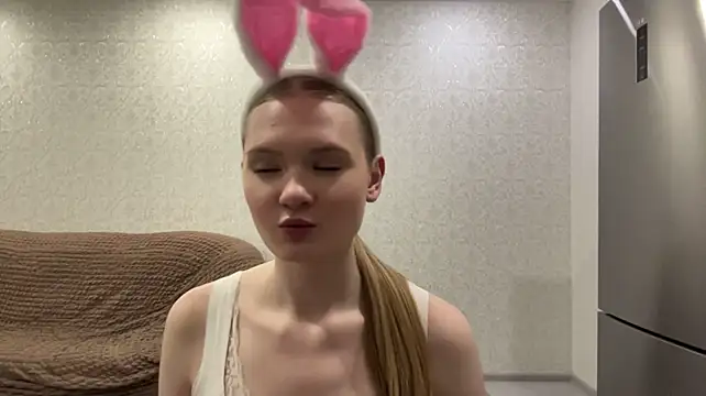 OdellBollaert live cam on StripChat
