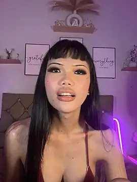 StarLovee live now