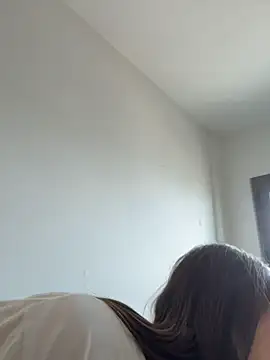 lilylovelesss的直播画面