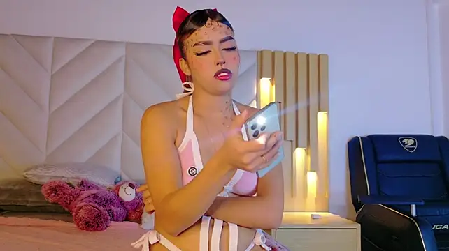 Juliana_Riderr live cam preview