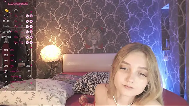 MiaMiaMeow live cam preview