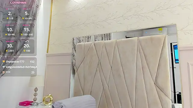Adrien_Monteiro live cam