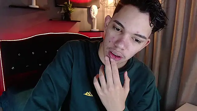haku_nayro live now