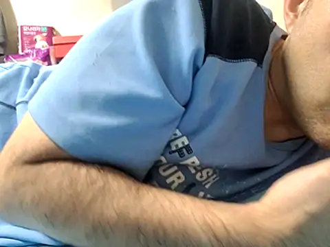 bch1045 live cam on Stripchat