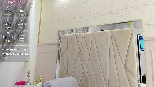 Adrien_Monteiro live cam on Stripchat