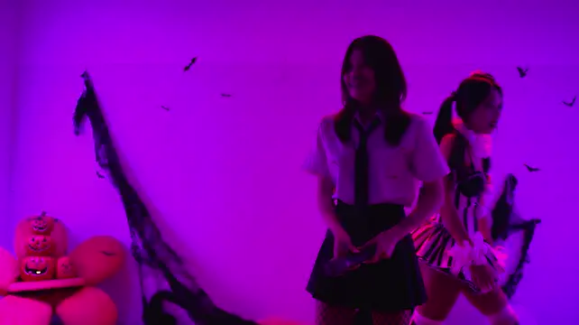 Velvet--girl — вебкам в эфире