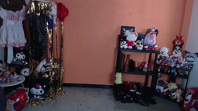 MissMiia2 live cam preview