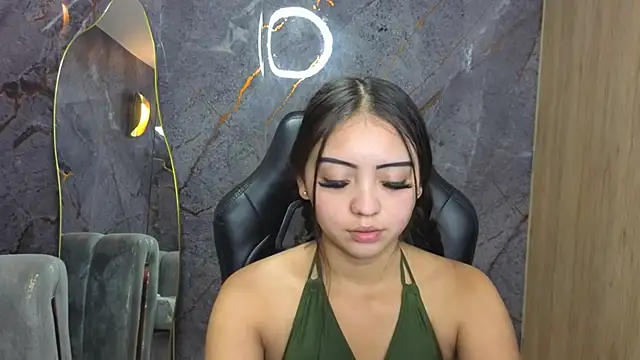 mia_petite_cn