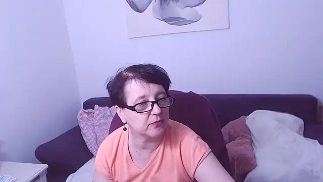 ChristaRose live cam on Stripchat