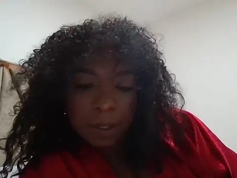 Mila_Millss_的直播畫面