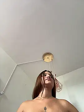 ViankaRose的直播畫面