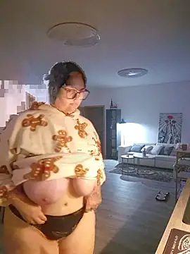 JUJUICY- live sex cam