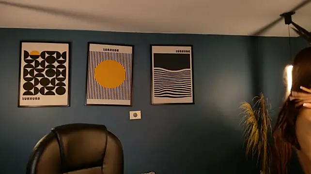 nikkydoll
