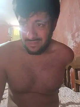 Comandante06 live cam on Stripchat
