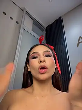 amira_cute2