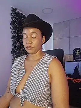 EbonyHorrny