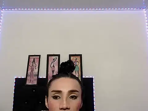 natashat_lorent live cam on Stripchat