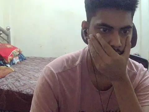 Bikrom1235 live cam on Stripchat
