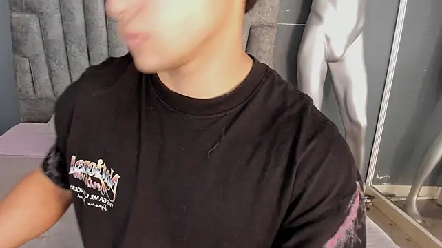 Charlie___Musk live cam on Stripchat
