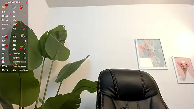 Gia_Demie live cam on Stripchat