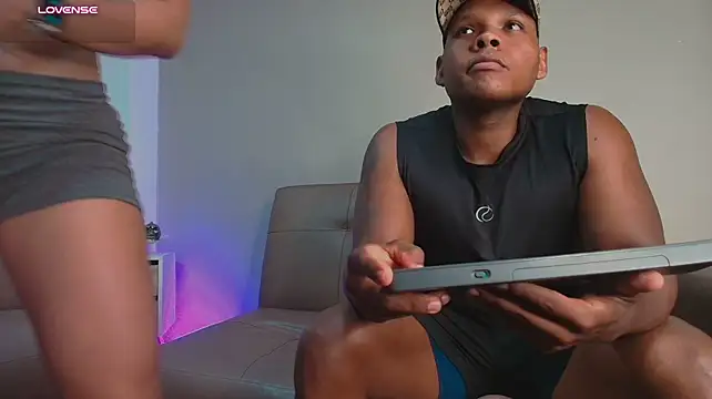 FusionFit live cam on Stripchat