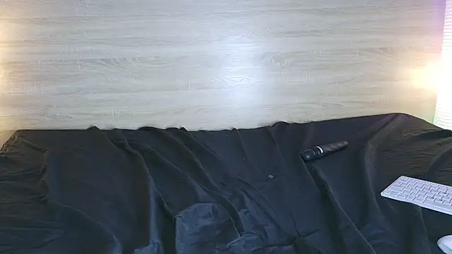 amara_tinkerbell的直播画面