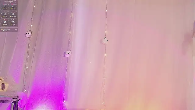 liccy_hall live cam on Stripchat